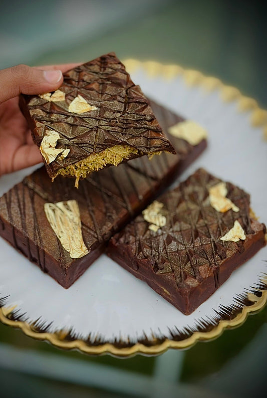 Large Pistachio Bar